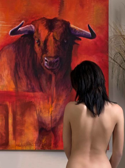 Red Bull, Weiblicher RückenaktFine Art Sensuality and Femininity.