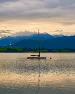 Segelboote in stiller Harmonie